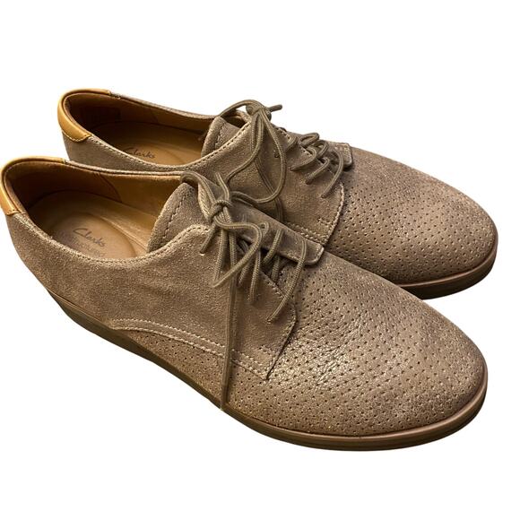 Clarks "Shaylin Lace Oxfords" Platinum, 10, Laced Up, Suede Leather, 1.5" Heel - Picture 4 of 10
